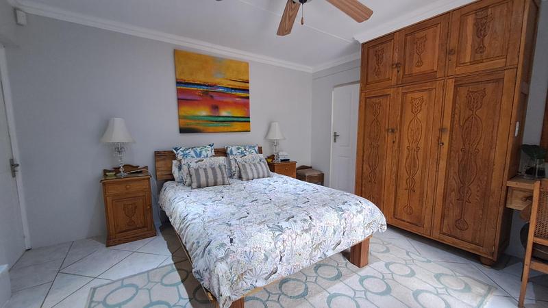 5 Bedroom Property for Sale in Stilbaai Wes Western Cape